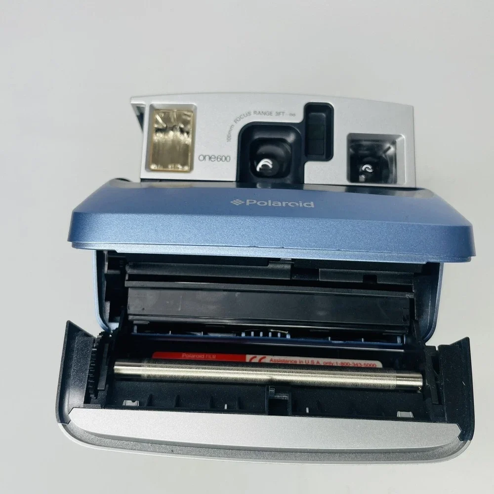 Vintage Polaroid One600 Instant Flash Film Camera Blue
